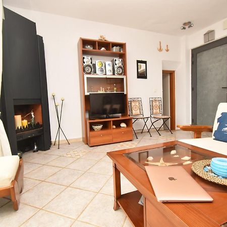 Olia Sea View Shared Pool Villa, Néa Fókaia Bagian luar foto
