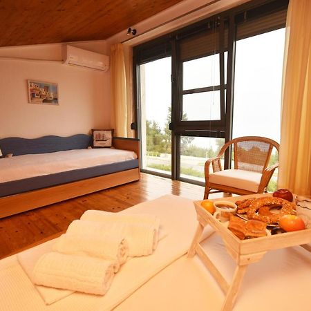 Olia Sea View Shared Pool Villa, Néa Fókaia Bagian luar foto