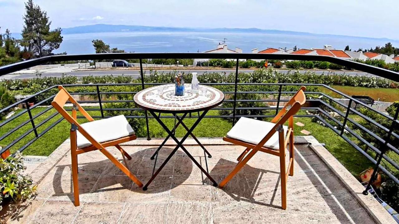 Olia Sea View Shared Pool Villa, Néa Fókaia Bagian luar foto