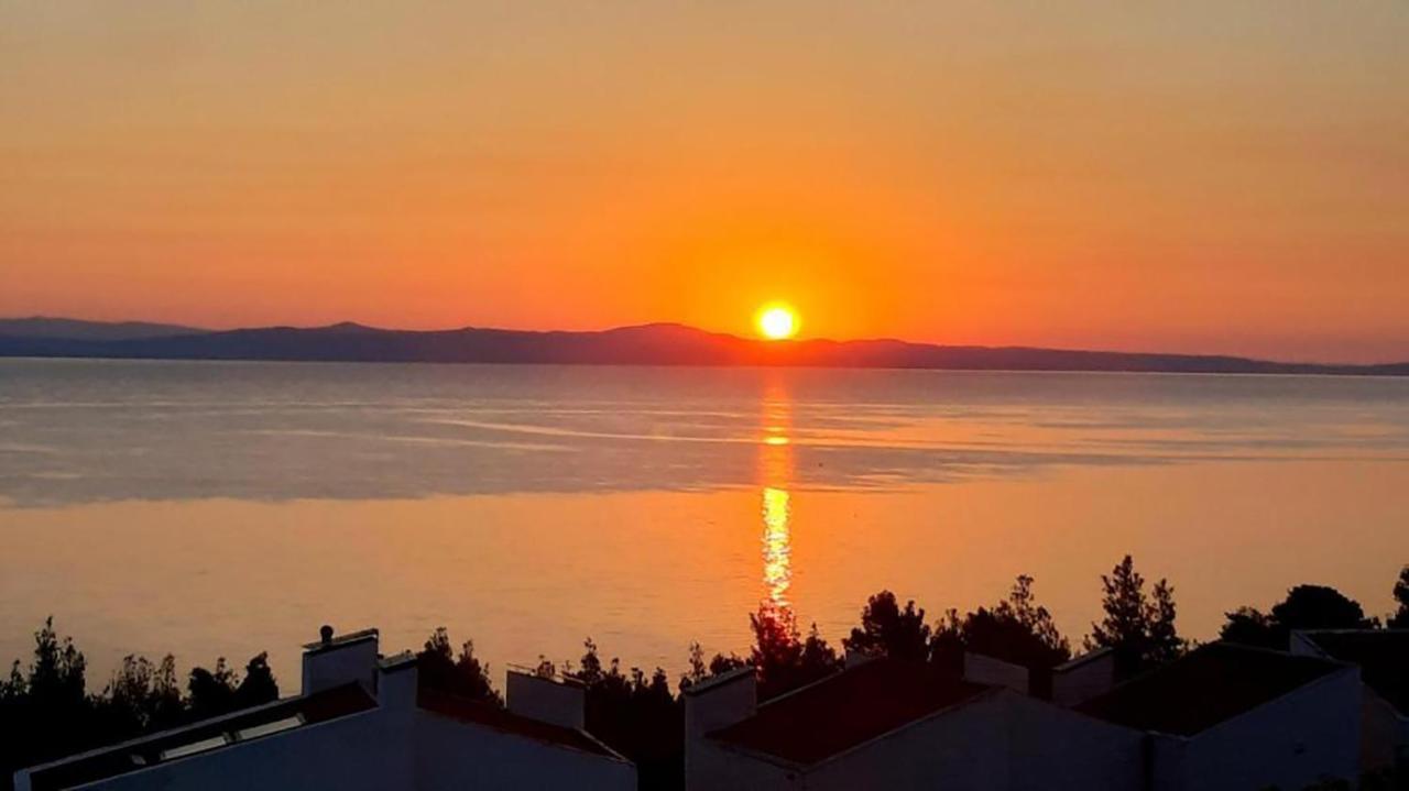 Olia Sea View Shared Pool Villa, Néa Fókaia Bagian luar foto