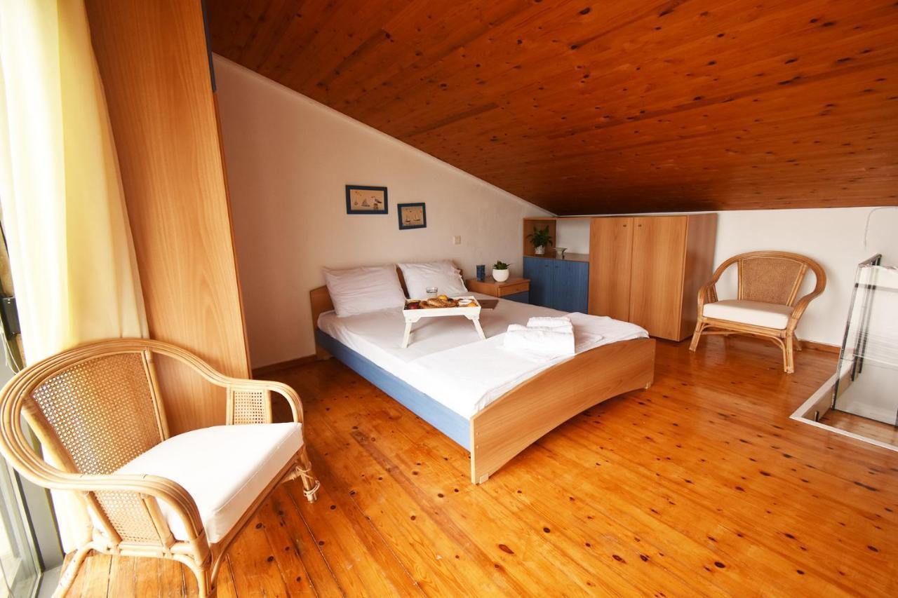 Olia Sea View Shared Pool Villa, Néa Fókaia Bagian luar foto