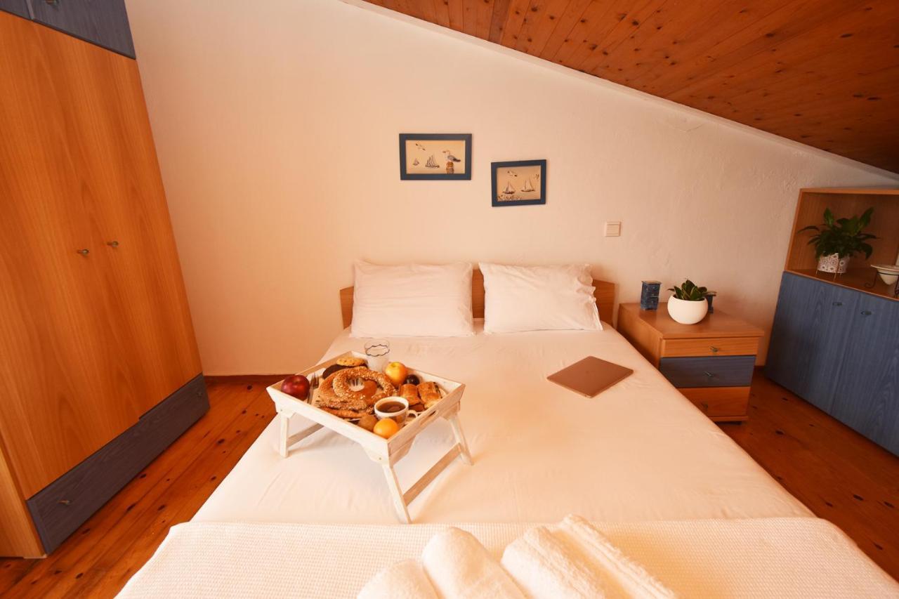 Olia Sea View Shared Pool Villa, Néa Fókaia Bagian luar foto