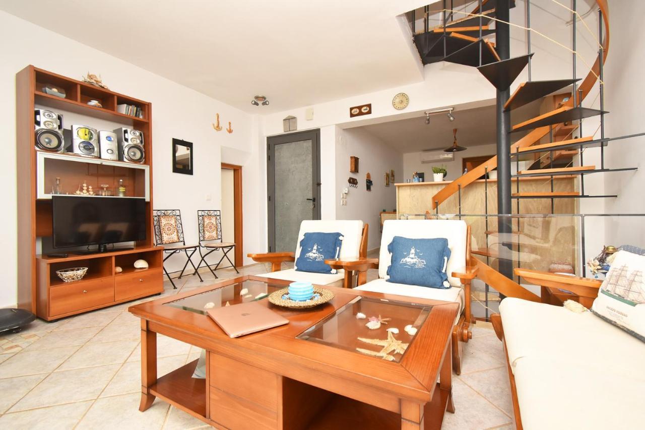Olia Sea View Shared Pool Villa, Néa Fókaia Bagian luar foto