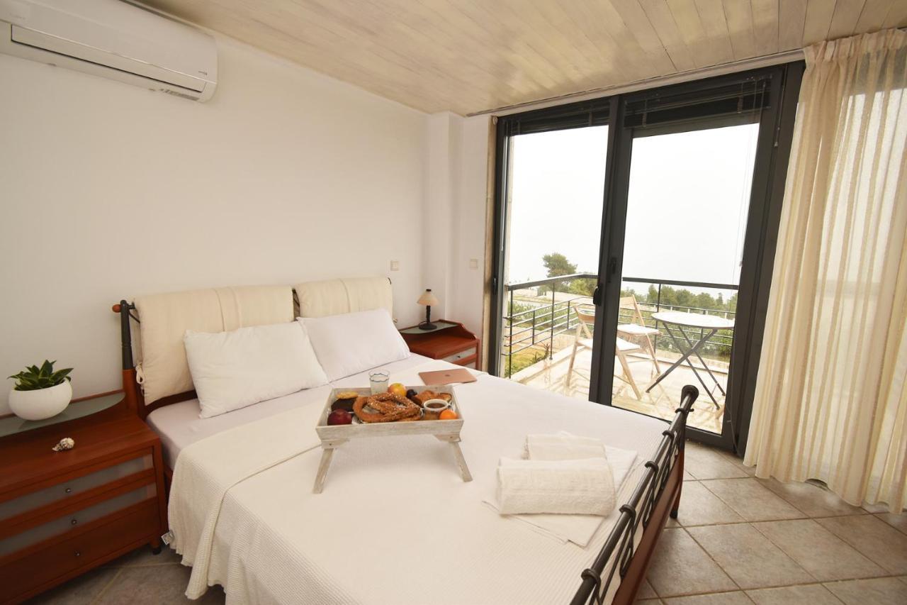 Olia Sea View Shared Pool Villa, Néa Fókaia Bagian luar foto